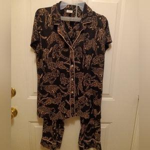 Cool nights Soma pajama set. Beautiful print. So soft.